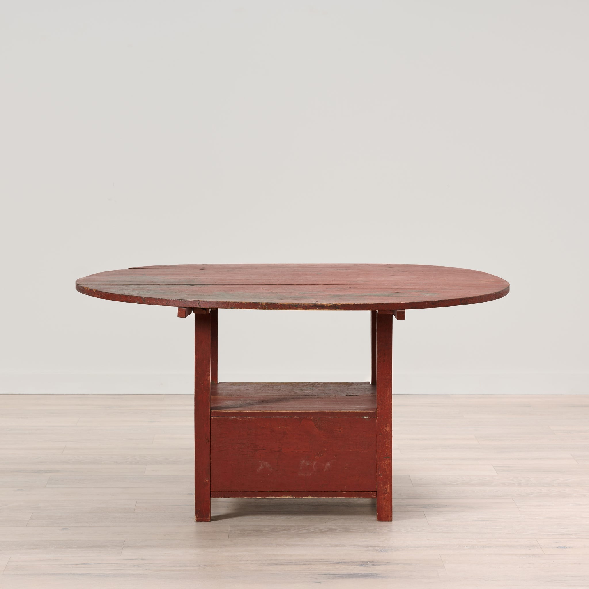 Antique Tilt Top Table