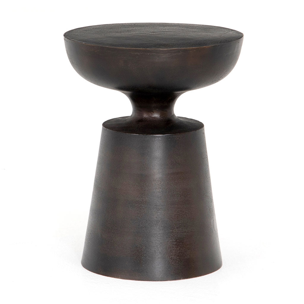 Fable Indoor/Outdoor End Table in Antique Rust